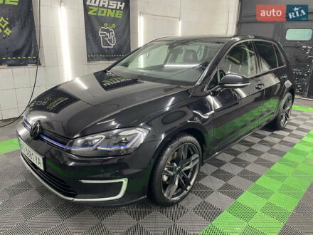 Фольксваген e-Golf 2018 в Ивано-Франковске на Automoto.ua Фольксваген e-Golf, объемом двигателя 0 л и пробегом 144 тыс. км за 12500 $, фото 1 на Automoto.ua