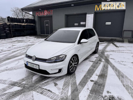 Фольксваген e-Golf, объемом двигателя 0 л и пробегом 98 тыс. км за 18900 $, фото 1 на Automoto.ua