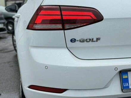 Фольксваген e-Golf, объемом двигателя 0 л и пробегом 20 тыс. км за 16800 $, фото 1 на Automoto.ua
