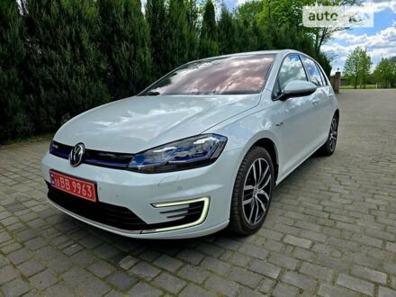 Фольксваген e-Golf, объемом двигателя 0 л и пробегом 70 тыс. км за 16200 $, фото 1 на Automoto.ua