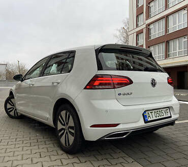 Фольксваген e-Golf, объемом двигателя 0 л и пробегом 31 тыс. км за 15650 $, фото 1 на Automoto.ua