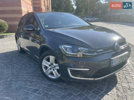 Фольксваген e-Golf, объемом двигателя 0 л и пробегом 61 тыс. км за 15000 $, фото 1 на Automoto.ua