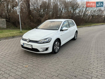 Фольксваген e-Golf, объемом двигателя 0 л и пробегом 51 тыс. км за 14800 $, фото 1 на Automoto.ua