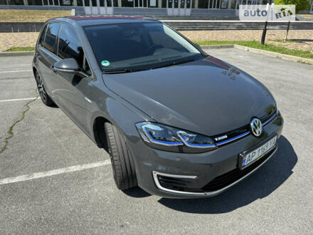 Фольксваген e-Golf, объемом двигателя 0 л и пробегом 41 тыс. км за 17000 $, фото 1 на Automoto.ua