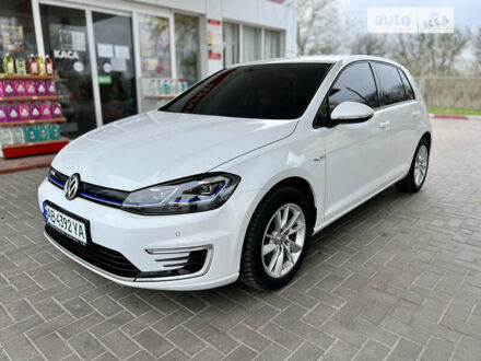 Фольксваген e-Golf, объемом двигателя 0 л и пробегом 50 тыс. км за 14700 $, фото 1 на Automoto.ua