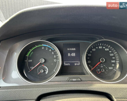 Серый Фольксваген e-Golf, объемом двигателя 0 л и пробегом 135 тыс. км за 8450 $, фото 8 на Automoto.ua