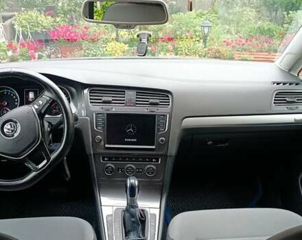 Серый Фольксваген e-Golf, объемом двигателя 0 л и пробегом 116 тыс. км за 9300 $, фото 9 на Automoto.ua