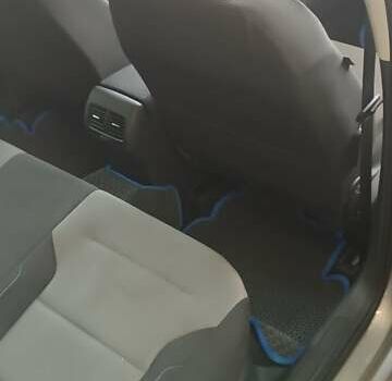 Серый Фольксваген e-Golf, объемом двигателя 0 л и пробегом 116 тыс. км за 9300 $, фото 16 на Automoto.ua