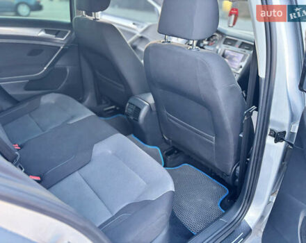 Сірий Фольксваген e-Golf, об'ємом двигуна 0 л та пробігом 161 тис. км за 8950 $, фото 57 на Automoto.ua
