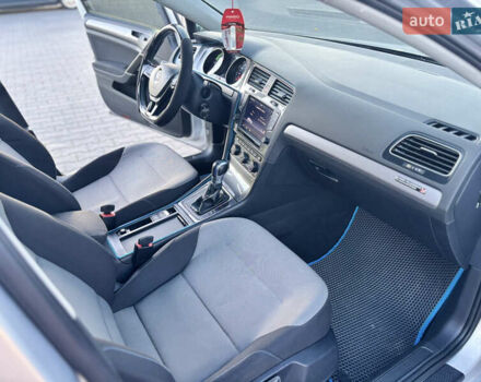 Сірий Фольксваген e-Golf, об'ємом двигуна 0 л та пробігом 161 тис. км за 8950 $, фото 64 на Automoto.ua