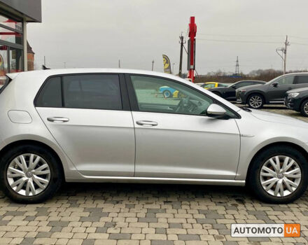 Серый Фольксваген e-Golf, объемом двигателя 24 л и пробегом 97 тыс. км за 14500 $, фото 7 на Automoto.ua