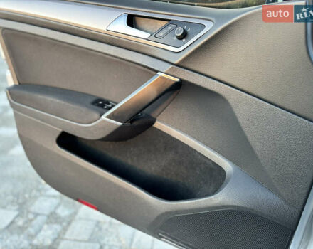 Серый Фольксваген e-Golf, объемом двигателя 0 л и пробегом 161 тыс. км за 8499 $, фото 25 на Automoto.ua