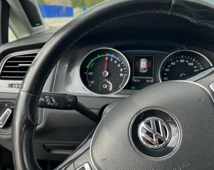 Серый Фольксваген e-Golf, объемом двигателя 0 л и пробегом 118 тыс. км за 7950 $, фото 10 на Automoto.ua