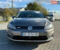 Серый Фольксваген e-Golf, объемом двигателя 0 л и пробегом 127 тыс. км за 10900 $, фото 2 на Automoto.ua