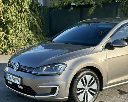 Сірий Фольксваген e-Golf, об'ємом двигуна 0 л та пробігом 122 тис. км за 8500 $, фото 23 на Automoto.ua