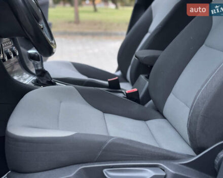 Серый Фольксваген e-Golf, объемом двигателя 0 л и пробегом 76 тыс. км за 8500 $, фото 38 на Automoto.ua