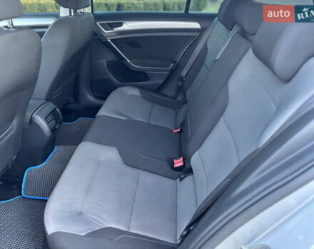 Серый Фольксваген e-Golf, объемом двигателя 0 л и пробегом 162 тыс. км за 8499 $, фото 32 на Automoto.ua