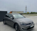 Серый Фольксваген e-Golf, объемом двигателя 0 л и пробегом 195 тыс. км за 7699 $, фото 1 на Automoto.ua