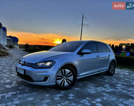 Серый Фольксваген e-Golf, объемом двигателя 0 л и пробегом 161 тыс. км за 8499 $, фото 17 на Automoto.ua