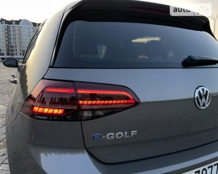 Серый Фольксваген e-Golf, объемом двигателя 0 л и пробегом 129 тыс. км за 13200 $, фото 43 на Automoto.ua