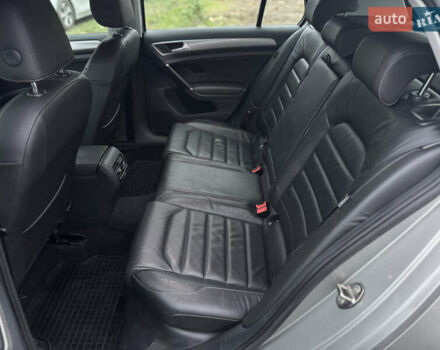 Серый Фольксваген e-Golf, объемом двигателя 0 л и пробегом 163 тыс. км за 8600 $, фото 13 на Automoto.ua