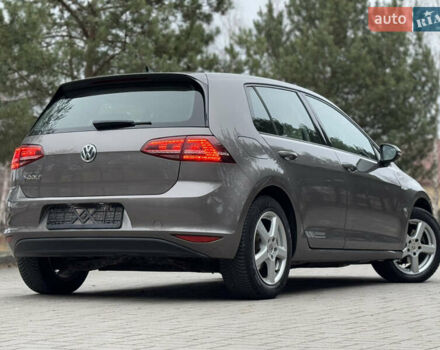 Серый Фольксваген e-Golf, объемом двигателя 0 л и пробегом 76 тыс. км за 8500 $, фото 16 на Automoto.ua