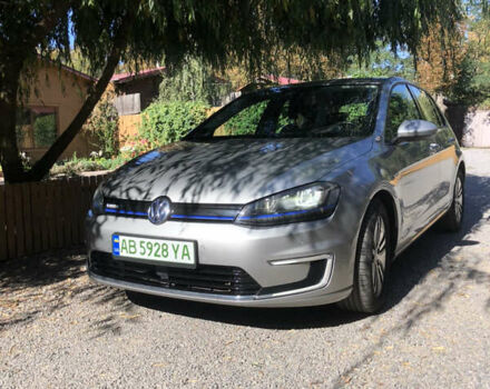 Серый Фольксваген e-Golf, объемом двигателя 0 л и пробегом 82 тыс. км за 9300 $, фото 1 на Automoto.ua