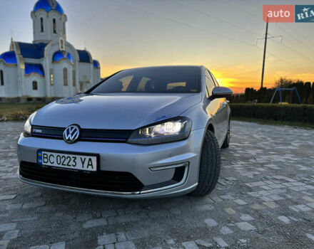 Серый Фольксваген e-Golf, объемом двигателя 0 л и пробегом 162 тыс. км за 8499 $, фото 21 на Automoto.ua