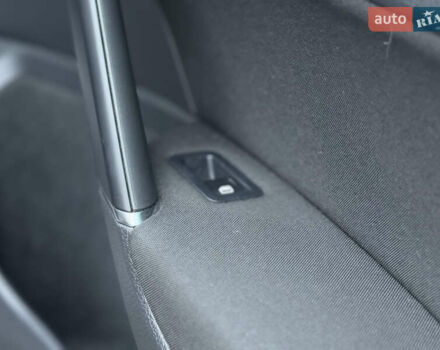Серый Фольксваген e-Golf, объемом двигателя 0 л и пробегом 76 тыс. км за 8500 $, фото 51 на Automoto.ua