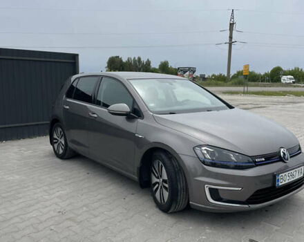 Серый Фольксваген e-Golf, объемом двигателя 0 л и пробегом 195 тыс. км за 7499 $, фото 3 на Automoto.ua