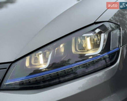 Серый Фольксваген e-Golf, объемом двигателя 0 л и пробегом 76 тыс. км за 8500 $, фото 20 на Automoto.ua