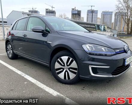 Сірий Фольксваген e-Golf, об'ємом двигуна 0 л та пробігом 101 тис. км за 11500 $, фото 3 на Automoto.ua