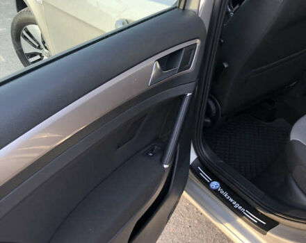 Серый Фольксваген e-Golf, объемом двигателя 0 л и пробегом 82 тыс. км за 9300 $, фото 25 на Automoto.ua