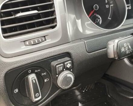 Серый Фольксваген e-Golf, объемом двигателя 0 л и пробегом 130 тыс. км за 8800 $, фото 14 на Automoto.ua