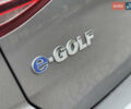 Серый Фольксваген e-Golf, объемом двигателя 0 л и пробегом 76 тыс. км за 8500 $, фото 28 на Automoto.ua