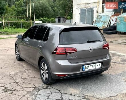 Серый Фольксваген e-Golf, объемом двигателя 0 л и пробегом 122 тыс. км за 10000 $, фото 9 на Automoto.ua