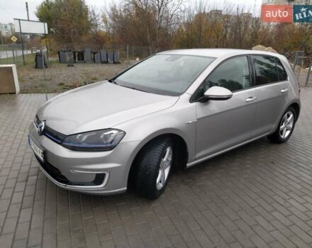 Серый Фольксваген e-Golf, объемом двигателя 0 л и пробегом 97 тыс. км за 10800 $, фото 7 на Automoto.ua