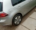 Серый Фольксваген e-Golf, объемом двигателя 0 л и пробегом 130 тыс. км за 9600 $, фото 5 на Automoto.ua