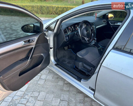 Сірий Фольксваген e-Golf, об'ємом двигуна 0 л та пробігом 161 тис. км за 8950 $, фото 28 на Automoto.ua