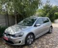 Серый Фольксваген e-Golf, объемом двигателя 0 л и пробегом 164 тыс. км за 8199 $, фото 1 на Automoto.ua