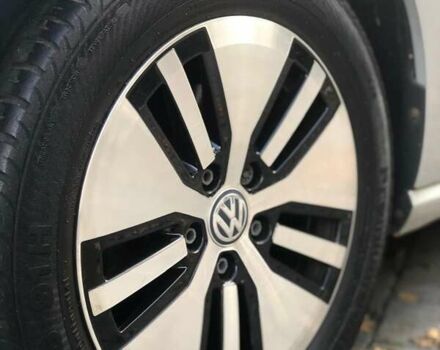 Серый Фольксваген e-Golf, объемом двигателя 0 л и пробегом 157 тыс. км за 8100 $, фото 52 на Automoto.ua