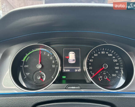 Серый Фольксваген e-Golf, объемом двигателя 0 л и пробегом 161 тыс. км за 8499 $, фото 51 на Automoto.ua