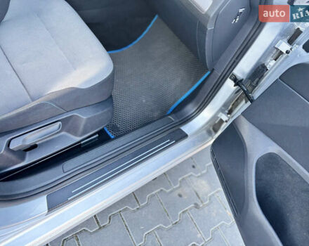 Сірий Фольксваген e-Golf, об'ємом двигуна 0 л та пробігом 161 тис. км за 8950 $, фото 63 на Automoto.ua