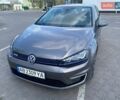 Серый Фольксваген e-Golf, объемом двигателя 0 л и пробегом 123 тыс. км за 9300 $, фото 2 на Automoto.ua