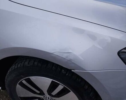 Серый Фольксваген e-Golf, объемом двигателя 0 л и пробегом 130 тыс. км за 8800 $, фото 9 на Automoto.ua