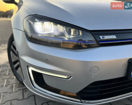 Сірий Фольксваген e-Golf, об'ємом двигуна 0 л та пробігом 162 тис. км за 8299 $, фото 35 на Automoto.ua