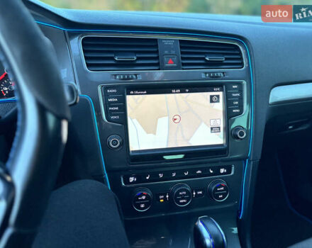 Сірий Фольксваген e-Golf, об'ємом двигуна 0 л та пробігом 161 тис. км за 8950 $, фото 36 на Automoto.ua