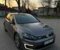 Сірий Фольксваген e-Golf, об'ємом двигуна 0 л та пробігом 115 тис. км за 10000 $, фото 21 на Automoto.ua