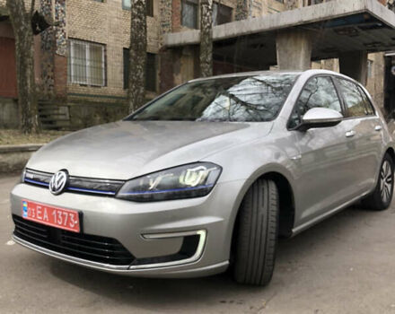 Сірий Фольксваген e-Golf, об'ємом двигуна 0 л та пробігом 82 тис. км за 10900 $, фото 7 на Automoto.ua