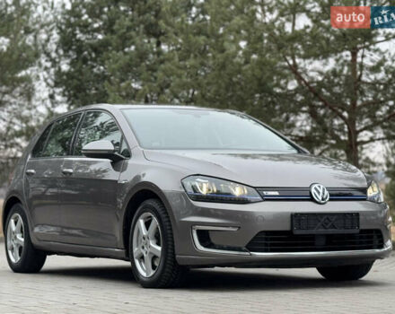 Серый Фольксваген e-Golf, объемом двигателя 0 л и пробегом 76 тыс. км за 8500 $, фото 15 на Automoto.ua